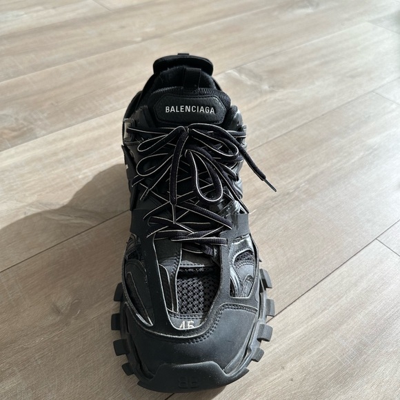 Balenciaga Track Sneaker - Picture 4 of 10